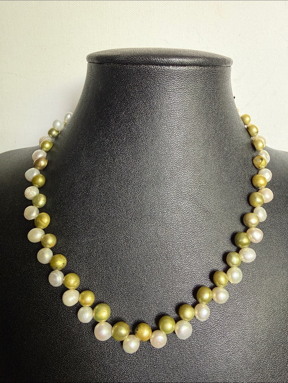 Olive Green and Cream Pearl Strand Necklace - Picture 2 of 6
